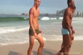 Videos de mulheres com calcinha branca transparente