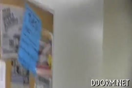 Xpono mulhe sendo wstrupado