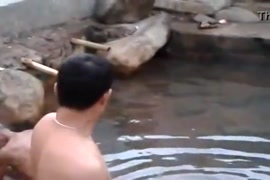 Nascendo peitinhos video mobile