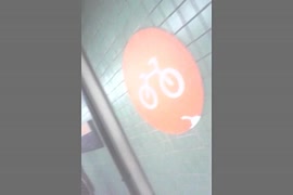 Mulheres sendo abusadas por impregados dentro de casa